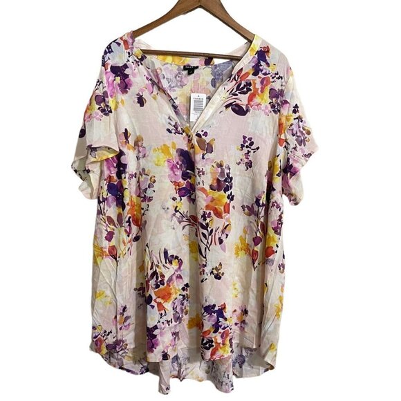 Torrid Womens NWT Floral White Vneclk Rayon Slub Hi-Lo Short Sleeve Blouse 2X - Picture 2 of 8